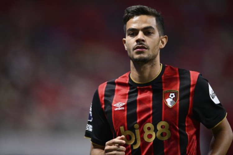 Официально | Ромен Февр переходит из Борнмута в Осер