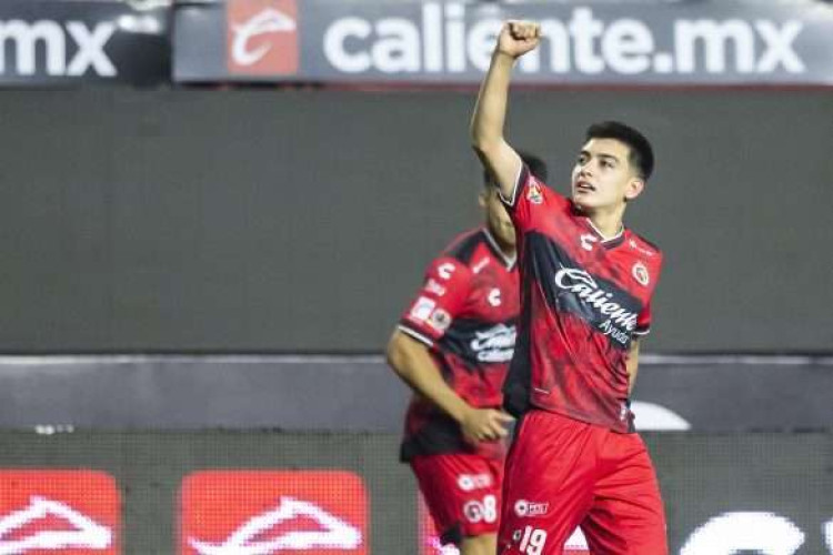 Gilberto Mora