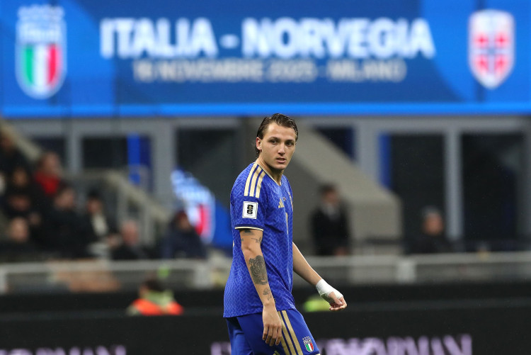 Agent of Azzurri Center-Forward